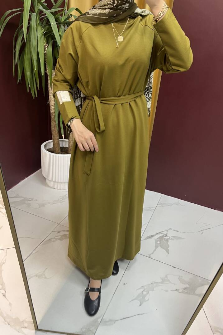 Kolu Etiket Detaylı Elbise - 3