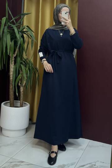 Kolu Etiket Detaylı Elbise - 15