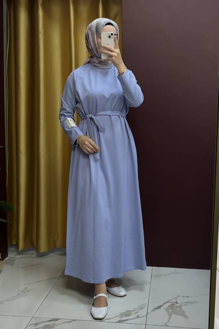 Kolu Etiket Detaylı Elbise - 30