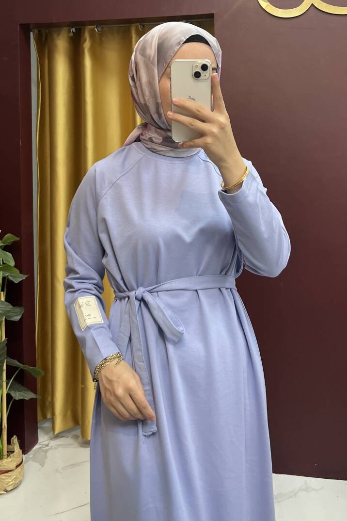 Kolu Etiket Detaylı Elbise - 31