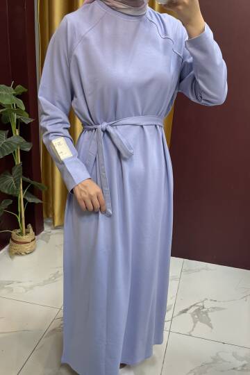 Kolu Etiket Detaylı Elbise - 32